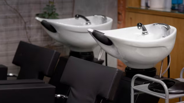 Hair Wash & Spa Area