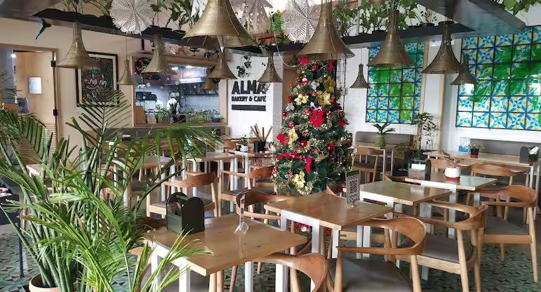 Why Interior Design Matters So Much for Cafes and Restaurants