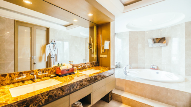Luxury Spa Bathrooms