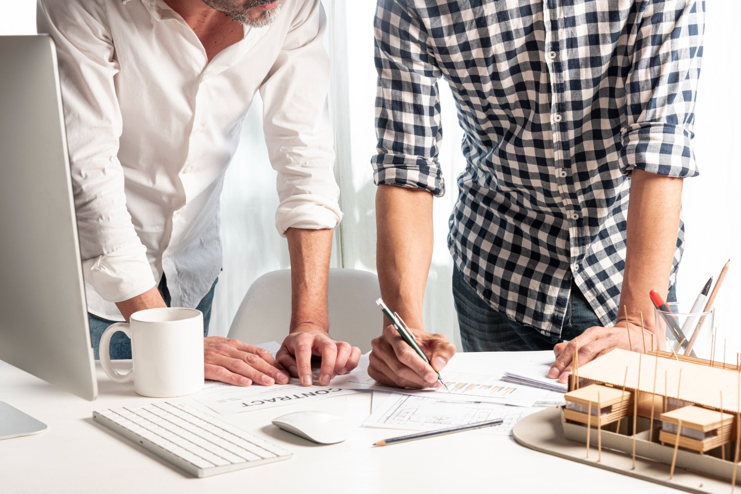 What Should Be Included in an Interior Design Contract to Avoid Disputes